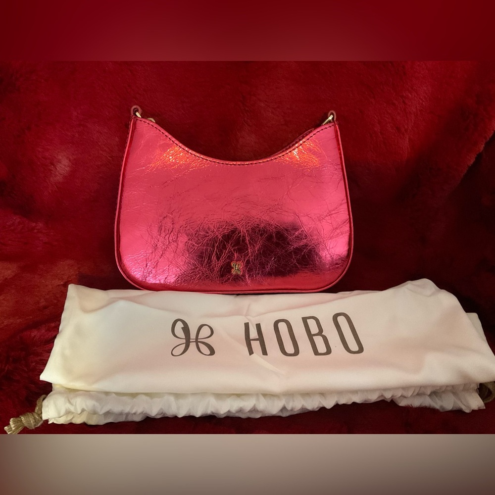 New Hobo Rosa Crossbody in Metallic Leather. Red, Strawberry Fields.